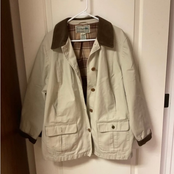 L.L. Bean Jackets & Blazers - EUC L.L. Bean Flannel Lined Barn Jacket Size XLP